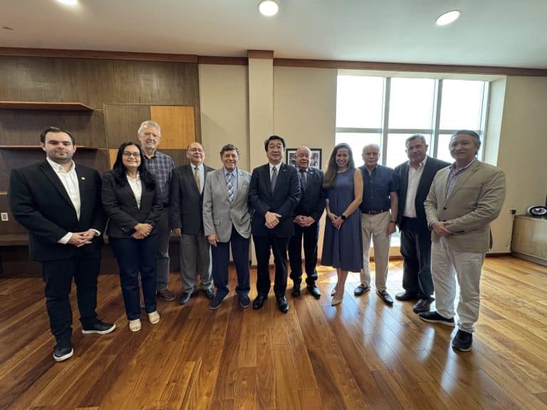 CEPROCAL y UPA reciben la visita del Embajador del Japón